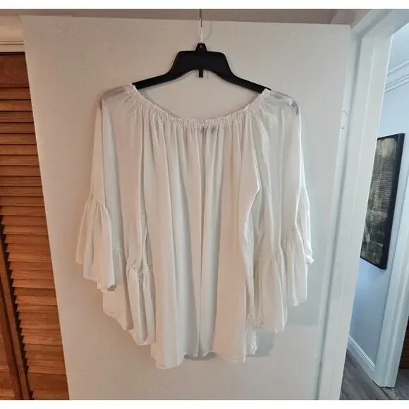 Women's Venus White Shirt/Cover-up One Size Fits All, Never Worn. - Picture 5 of 5